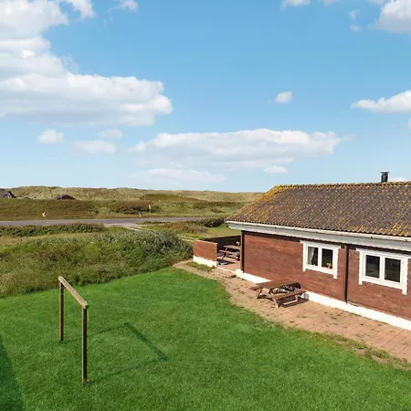 Three-bedroom In * Ulfborg