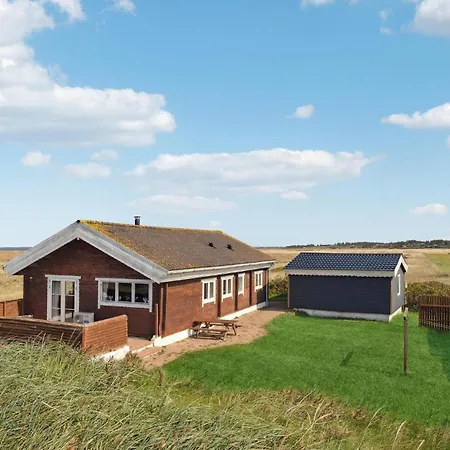 Holiday home Lovely In With House Sea View Ulfborg